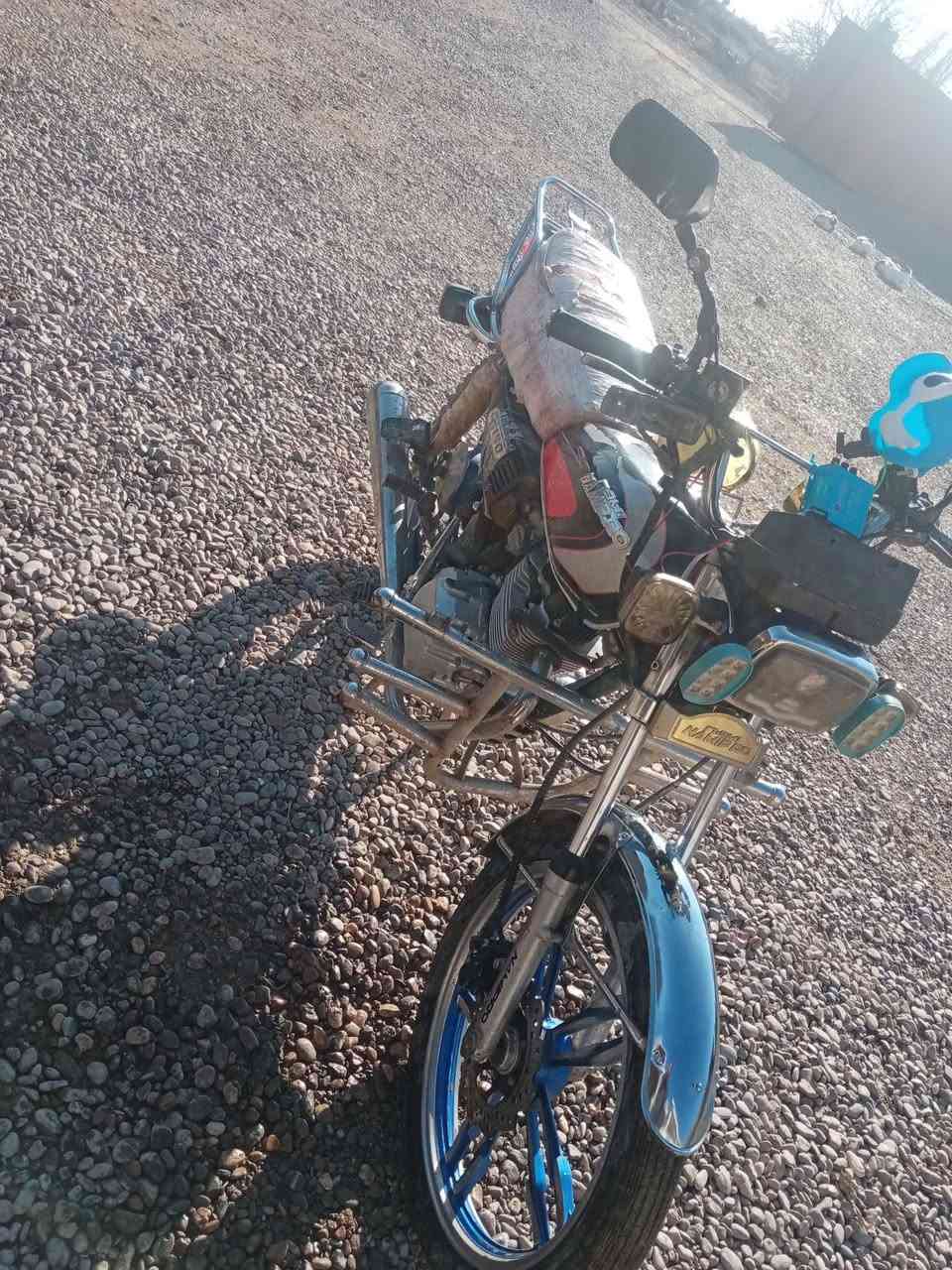 السلام عليكم موطور سافانا خمسة كير موطور نضيف موطور جاهز بس شقل ومش محرك مفتوح موديل ١٨ السعر ٤٢٠ وبية مجال واذ كو مروس موطور ٢١،،،٢٢، الاتصال او الخاص مفتوح ***********
