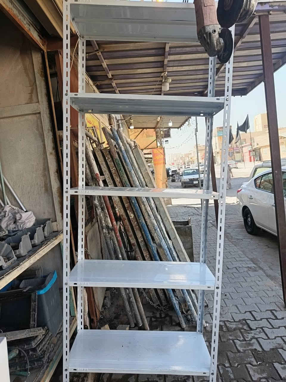 رفوف عدد9 سعر الرف 50
مكاني نجف حي الجزيره مجاور صيدليه البشير ***********
