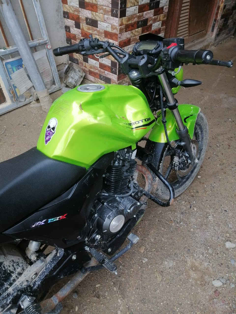 سلام عليكم ماطور للبيع موديل 2022 بس هاي ضربه بلا تانيك ونقصه كشن خلفي وسبايدر مكان الفلوجه الاستفسار علا رقم ‏‪***********‬‏ ما متواجد علا علا فيس
