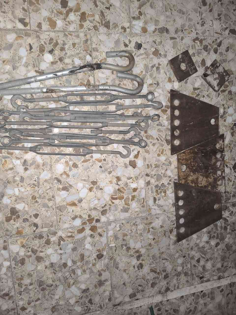 السلام عليكم
برج مفصخ للبيع 
حديد 35 ايراني 18 متر
قطعه مايكرو تك
3 سكترات 
جهاز 912 3
راك  يحتوي على سويج و باج بنل
عاكسه مكزمه 850 
قيم و خلي سعر بل تعليقات


**إذا كنت صاحب هذا الإعلان وتريد حذفه لأي سبب، رجاءا أرسل رسالة إلى الدعم الفني**