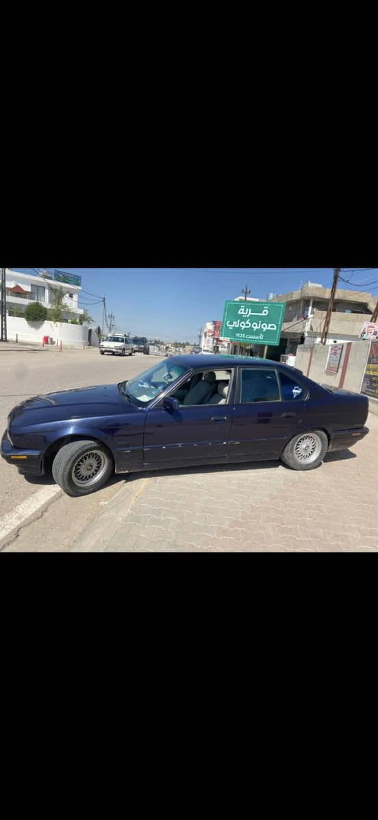 السلام عليكم سيارة بي ام موديل 1991 رقم كركوك مشروع وطني سنوية لحد 2031 شرط التحويل بي بطاقه بانزين حجم 525 بلاد كير اوتو كير محرك حاويه مال بومه بدون صرف بدون بخار السيارة فول بس بدون سلايت سعر 53 وبي مجال قليل مكاني كركوك *********** كركوك, العراق
