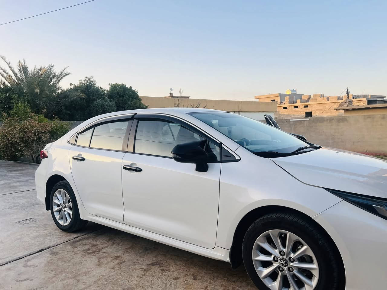 كورلة 2021 خليجي
رقم اربيل دولي 

محرك 1800 المرغوب 

فول مواصفات 
محرك كير شرط 
تبريد قطعتين 
 بيهه شبر بالهلال بارد فقط 

***********
