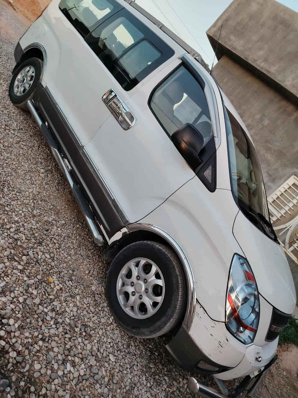 ستاركس 2009 رقم بغداد. بيه بس  باب سكن مبدل مكفوله من صبغ ولبارد سيار محرك جديد  سنويه ل29 يلا تنفذ مكاننها ديالى جللولاء. السعر 135 بيه مجال للاتصال ***********
