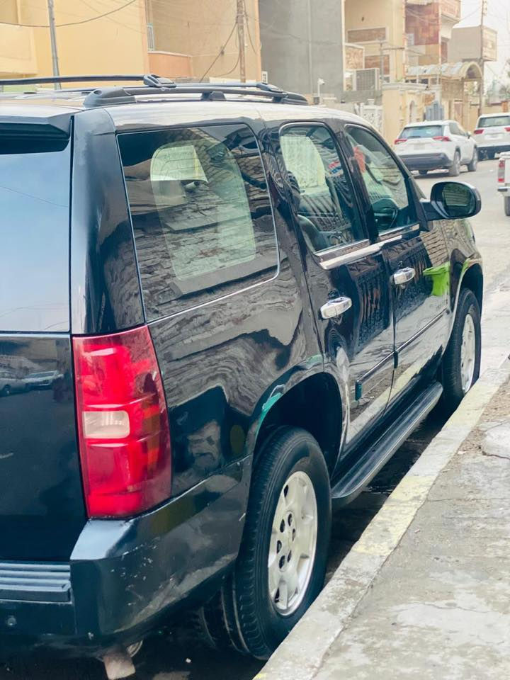 السلام عليكم تاهوLtz 2007. فول. بتره رقم نينوى
انكليزي بأسمي تحويل مباشر  كير محرك تبريد مكفول 

بيها جاملغ صبغ خلفي 

وبيها بيبان مبدلات اثر شخوط بدون حادث 

سعر 155 مكاني بغداد بلديات ***********
