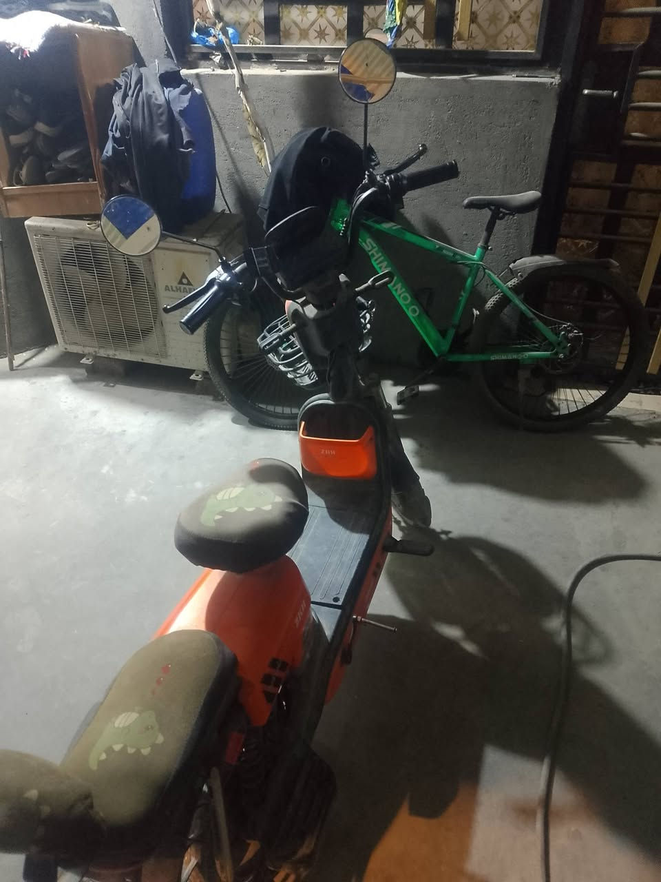 السلام عليكم
درجة شحن للبيع 
السعر :175 وبي مجال 

الرقم :***********
