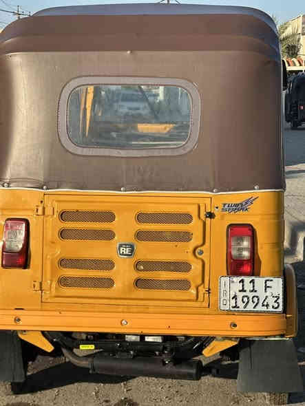 السلام عليكم تكتك للبيع موديل 2020شهر 12تكتك معمرة بس الدوسات ومصبوغة صبغ عام جمالية السعر٦و٦٠٠مكاني بغداد الشعب رقمي ***********
