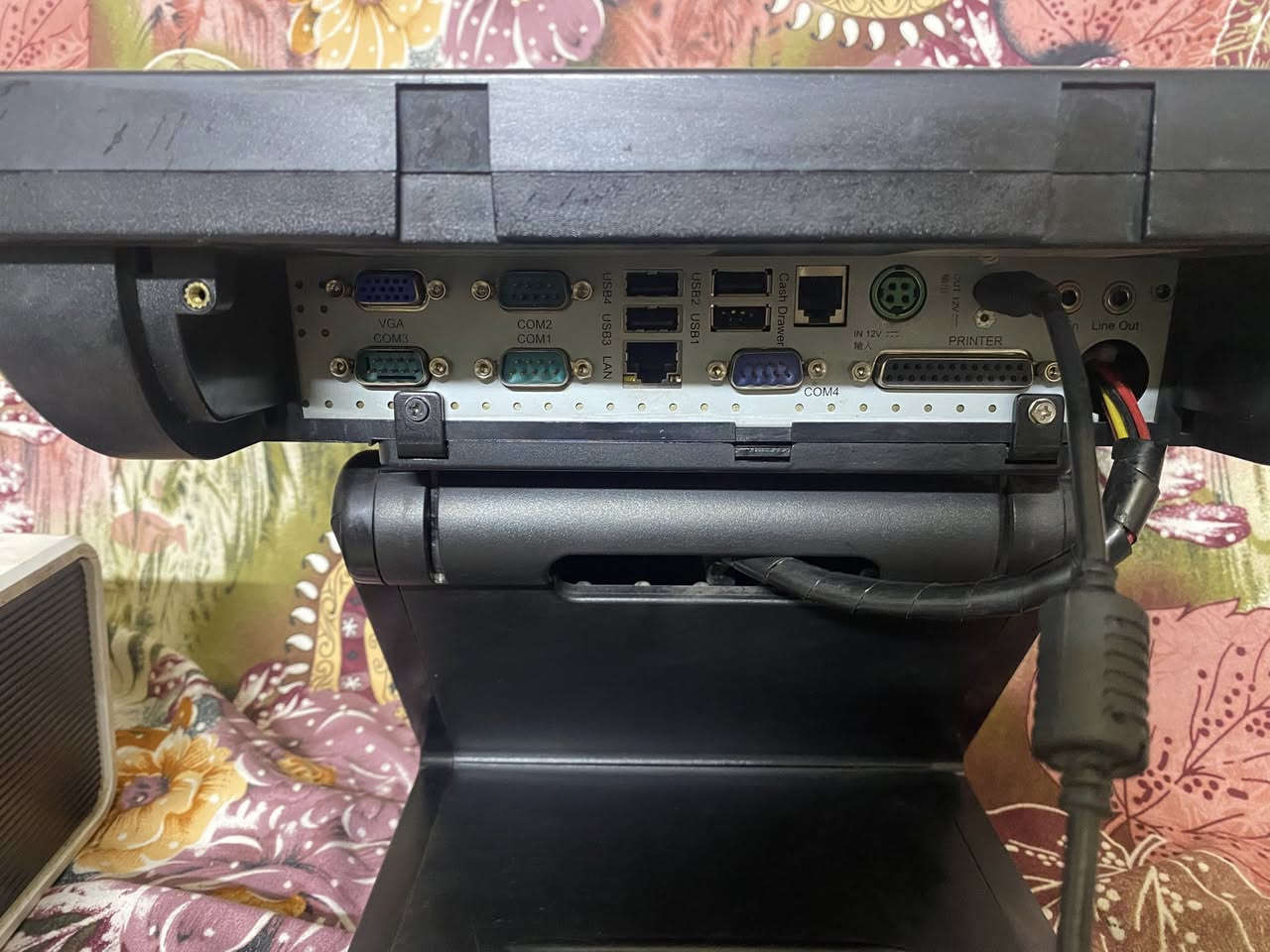 كاشير وندوز 10
وي الطابعه 
السعر 250
توصيل موجود
***********
