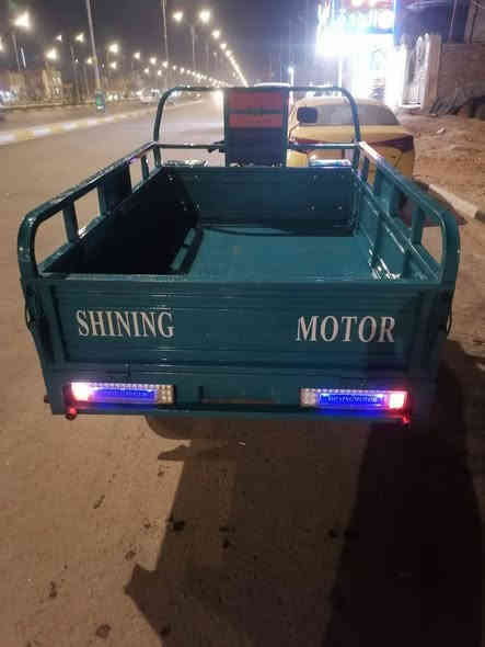 سلام عليكم عندي ستوته دولفين للبيع مديل23 اوراق أصولي ستوته مكفوله من كلشي ستوته جديده مكينه مامفتوحه مكان كربلاء سيف سعد حي الاطارات سعره مليونين 750وبيه مجال الشراي يتصل على الرقم *********** كربلاء
