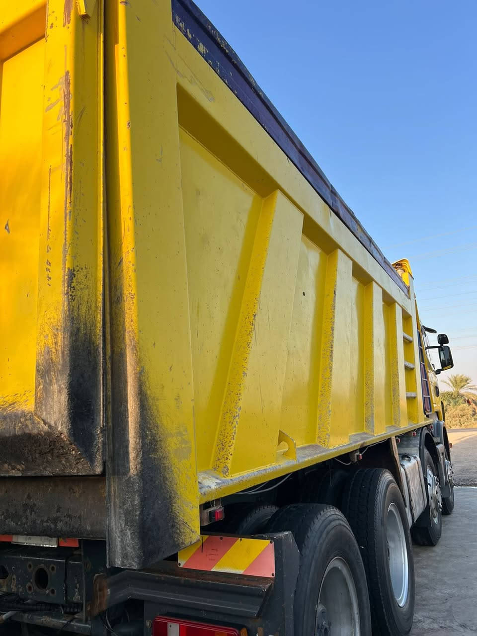 سلام عليكم للبيع سكانيه 2005 مكينه 8 انجكتر 580 كير أوتوماتيك مجموعه ورده بدي مايلر تخم تاير سنويه مامنتهيه تحويل ثاني يوم رقم بصره سياره كفاله عامه جاهزه *********** البصره الدير
