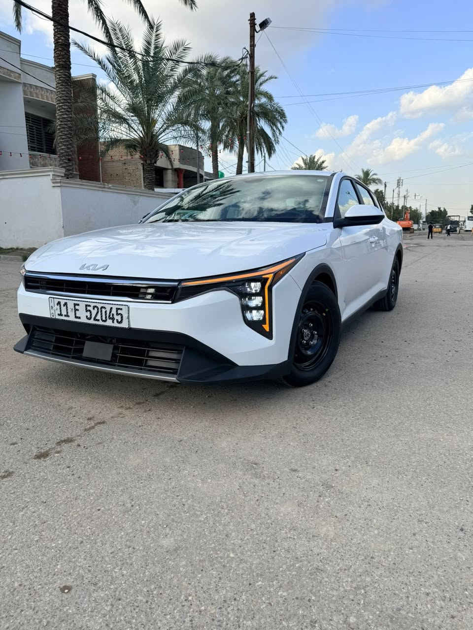 سلام عليكم كي فور مديل 2025حادثهه بيها بيند صبغ خشم جاملغ بارد بدون دوخل بدوت تبديل لبيل واحد بدون ايربياك ماشيه 2000 نص فول السياره جديده بمعنه الكلامه
اخوان مكلف بل نشر ما متواجد عل نت‭0777 501 5652‬
