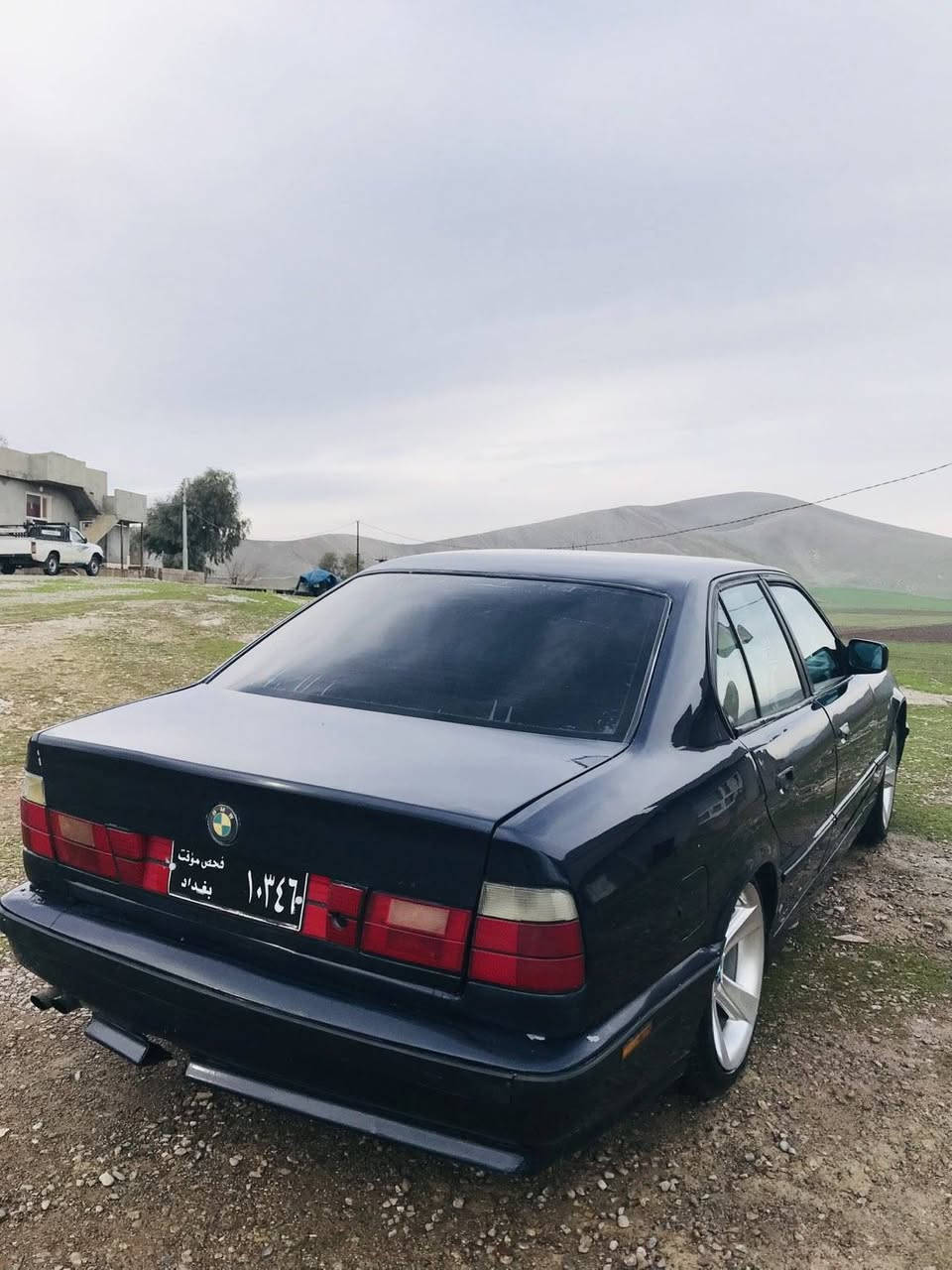 سڵاو ڕێز  خوار هەموو بازاڕ  25 ‌💸
بـیئـێـم  1993 ی قەپات مواسەفات بەس تۆماتیک نیە
 پێش و دوا ڪەپس 525 ی تاک دیجیتاڵ کەپس گێڕ عادی
چوارجام کارەبا 
سڵاید 
پێش پان 
لایت ئەڵقە و زینۆن 
تەنجیل شەش موکەبەرە بلوتوس
گەرم مەزبووت 😓
کارەبای مەزبووت 
گێڕ و مەکینە بەشەرت دوکەڵ و بوغاری نیە
تایەو ویل هامان 
ڕایتەر کارەبا 
ئاوێنە گوێ بەرخ 
ناوی کامل بەرگی تێ گیراوە شتێ تایبەت 
موس بڕاوە دەعم  بەشەرت 
سەیارەکە بەس سایەقی ئەوێ هەتا حەزکەی بەقەوەتە
ئاڕمی هەولێرە عەسڵی لەگەڵ نیە
 ئیسیساخی لەگەڵە کامل متابیق 
حەماوە و کیلۆمەت و زەخت مەزبوت 
شوێن شارەزوور 
نرخی . 25   گەڵا 
ژ.م ***********
