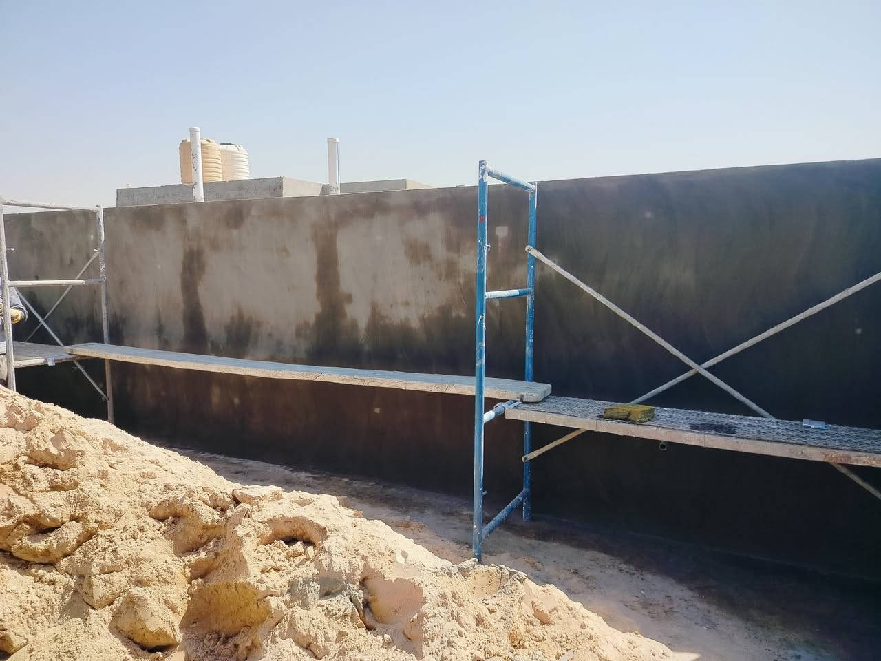 السلام عليكم
كادر لبخ درجه اولى 
لبخ ونثر سمسم 8000
لبخ ونثر خشن 10000
لبخ سقل 8000
لبخ تصفير10000
لبخ تشميع داخلي مع جكن فايبر اكلاس 3000
لبخ تشميع جوانب خارجيه 5000
الواجهات قطعي حسب الديكور 
ملاحضه المواد وتنضيف شامل مع السعر تنضيف فقط انقاذ لبخ من جراره تالفه وبحص 
ابوزهراء ***********
بي وات ساب
