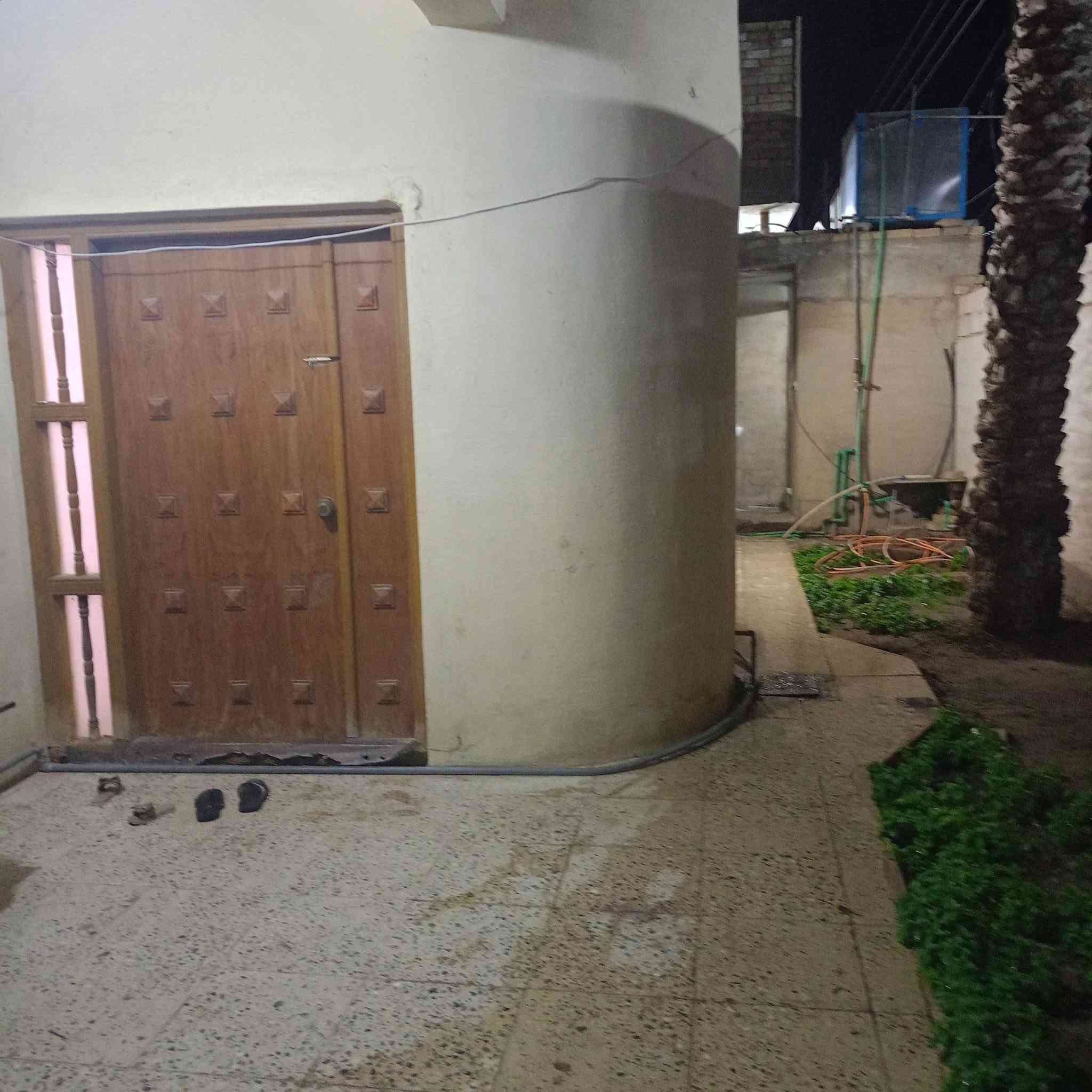🕋بسم الله الرحمٰن الرحيم 🕋

👋السلام عليكم ورحمة الله وبركاته👋

🏪يعلن مكتب انمار للعقار

🌄الانبار قضاء الفلوجه 

المســـــاحة 320م  الوجه 16م  والنزال 20م  بطحي هم يرهم.

#بيــت الشهداء خلف جامع المرسلين  قرب مدارس  ركن على شارعين 8 

تبليط خدمات ارصفة مجاري كهرباء 

🚧 بناء طابوق

طابو صرف سند تحويل ملكيه بسم شخص واحد 

🏠طابقين

🔵استقبال 
🔵مطبخ 
🔵غرف 4
🔵مناور عدد 2
🔵صاله
🔵صحيات 2
🔵 الطابق الصاني يحتاجله ترميم 
 

💲#السعر المعلن 140  وقابل للتفاوض مع صاحب العقار 

🧑‍💻عزيزي عندك عقار وتريد تبيعه باسرع وقت راسل صفحتنه نلبي لك طلبك 🙏♥️

⁉️للاستفسار اكثر مراسله صفحتنا او زياره المكتب انمار للعقار الواقع على شارع 60 مجاور مطعم  نفر بخاري  ومجاور المطعم وكوفي بلاك ساراي شارع السكلات او الاتصال 

☎️***********☎️كورك 
☎️***********☎️ واتساب  

⁉️اذا كنت تملك عقار وترغب في نشره مراسله صفحتنا او زياره المكتب انمار للعقار او ارسال المعلومات على الواتساب ☎️👆

⁉️الاسعار المعلنه في مكتبنا تحدد من قبل البائع وليس المكتب ونجمع البائع والمشتري وجها لوجه لاتمام عمليه البيع

⁉️متابعه ولايك للصفحه ليصلكم كل ماهو جديد فضلاً وليس أمراً

♥️طابت أوقاتكم بكل خير ♥️
