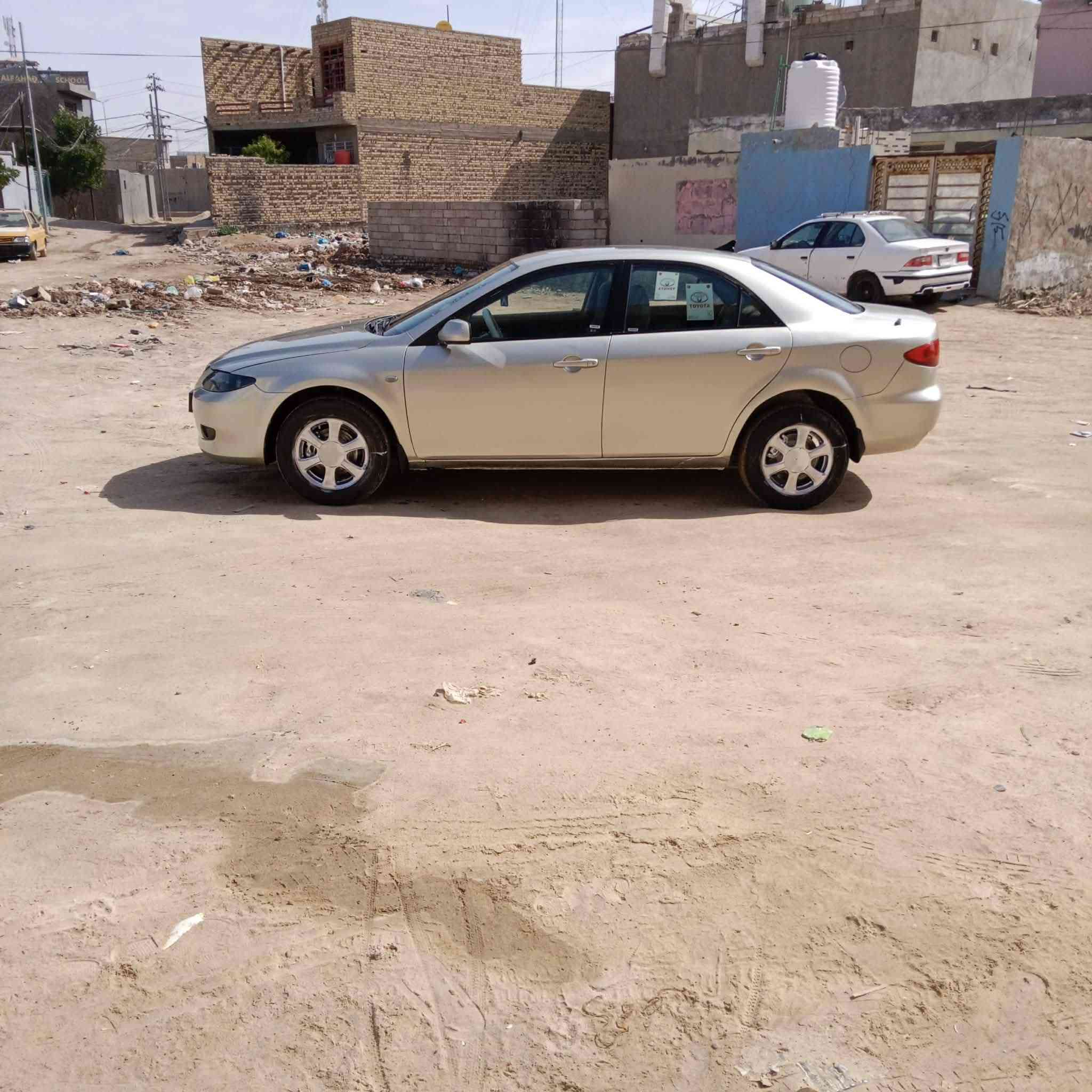 السلام عليكم مازدا 2004 مقفوله من الضربه مصبوغه صبغه من الجماليه مكينه وجير كورولا 1800 لا تنقيص لا بخار كهربائيات شغاله وبطاين جدد الثانويه لل 28 الوان السياره النجف الصاحب الشرعي الكوت السعر 55 وبيها مجال قليل***********
***********
