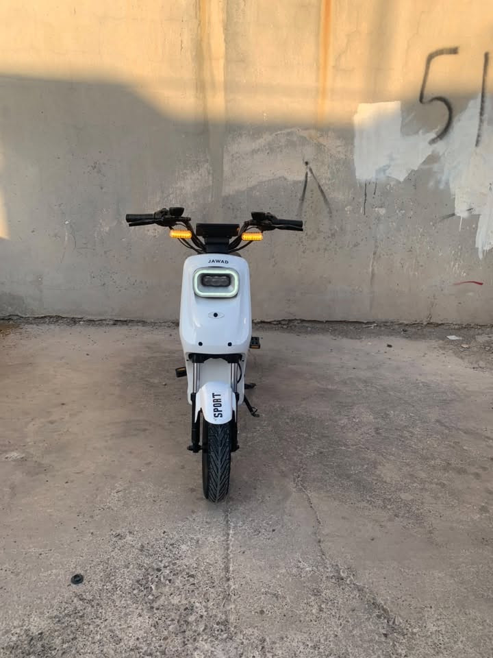 سلام عليكم باسكل شحن للبيع اي نقص مابي R8لايت عدسه نظام سرقه او نظام بك سعره390اوبي مجال
***********
