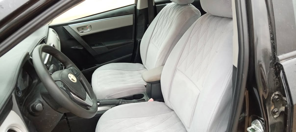 كورلا للبيع
موديل 2018 لون أسود. 
مصبوغه عام للجماليه.
السعر 98 وبيها مجال قليل
للأتصال   ***********.
