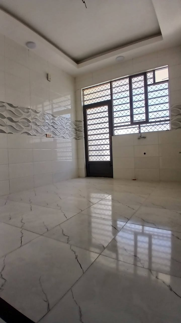 على بركه الله بيت للبيع دوانم المعمل مساحه ١٥٠متر طابقين يتكون ٤غرف نوم شغل درجه اولى للاستفسار اكثر الاتصال على الرقم التالي
على بركه الله بيت للبيع دوانم المعمل مساحه ١٥٠متر طابقين يتكون ٤غرف نوم شغل درجه اولى للاستفسار 
***********
او زياره مكتب زمزم @إشارة
