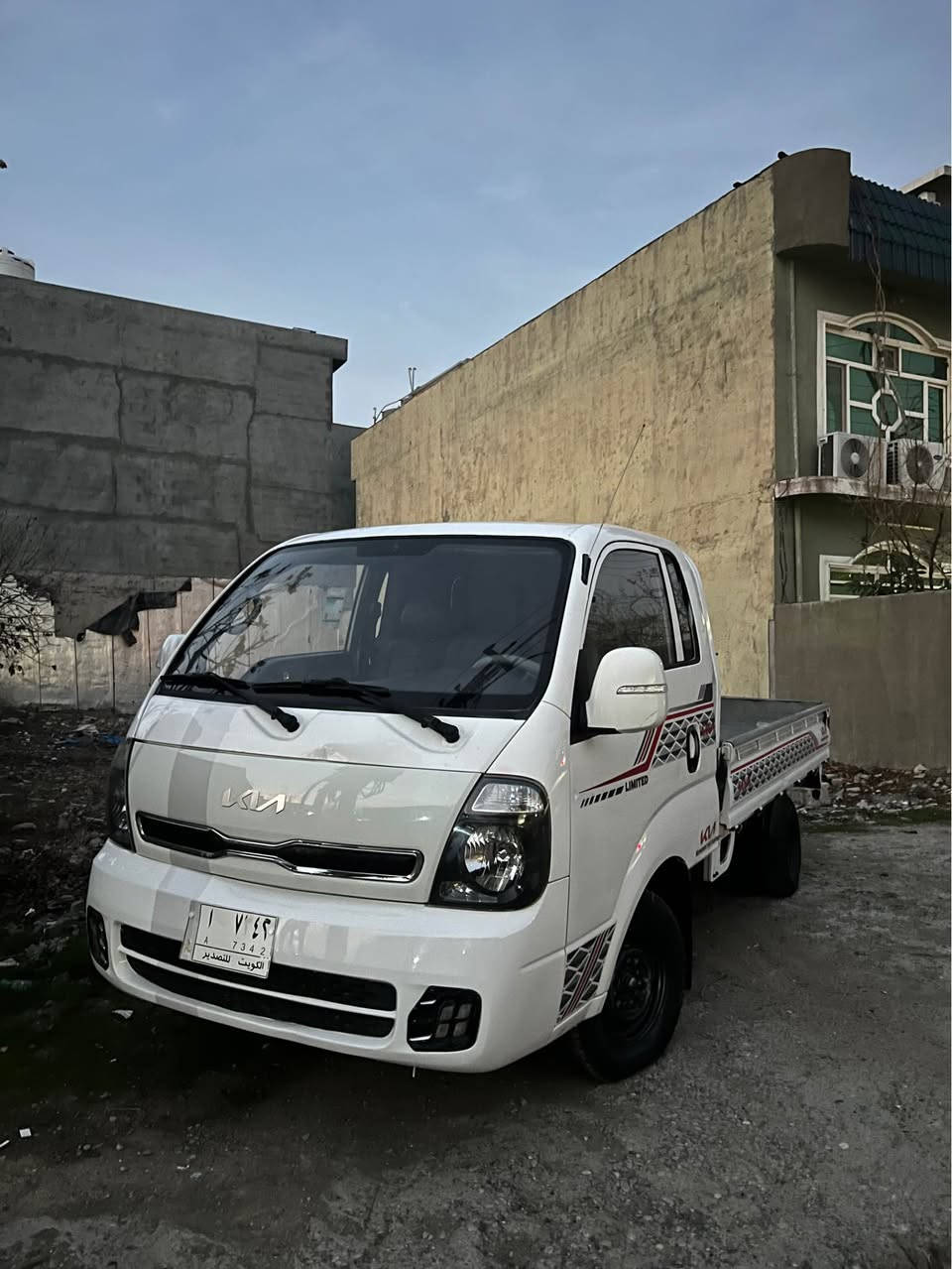 كيا دوومؤديل 2019  ته ني بي سيوخ هيجي نيه
مه كينه مرغوبه لوك لوكه گيرو مه كينه ي به شرته
هه موو گياني به شرته 
سعري ٧٠ وه رقهً 
***********
*********** سوران, أربيل
