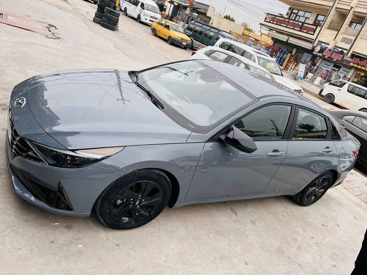 السلام عليكم 
النتره
موديل ٢٠٢٢
محرك دوش ٢٠٠٠
محرك كير مكفولات
بصمه
أضويه ترحيب عند القتراب 
رادارات اماميه خلفية جانبيه
نقطه عمياء
تحديد مسار 
مانع تزحلق 
شاشه وكامره دواره 
كشن مخمل 
تدفةبلكشنات الامامية 
تبريد ثلج خير من الله 
السياره ماشيه ٩٩ وقابل للزياده
السياره احلى من الصور 
السياره داخله كلين بلعراق صار بيهة حادث جاملغ وشويه من البنيد مرجعات ع البارد بدون دواخل 
السعر ١٥٥ وبيهة مجال بسيط 
أي ستفسار ع الرقم ***********
