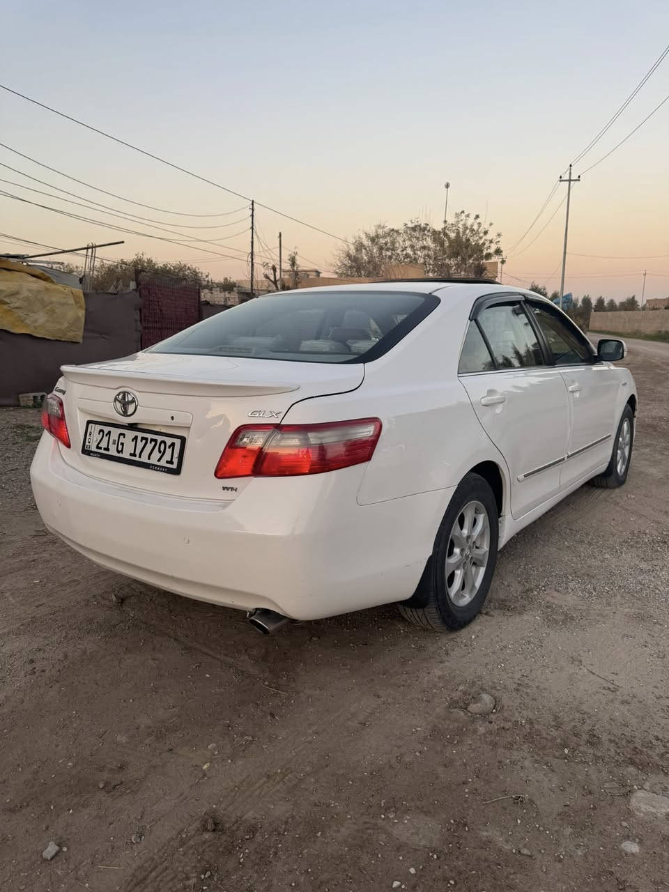 السلام عليكم كامري 2009 فول مواصفات GLXرقم اسليمانيه الدولي. شرط التحويل. هزه ماساقطه سياره كير محرك صدر بل الباكيت مكفوله كفاله عامه عدا شبر براس البنيد مذكور بل السونار مرفوق. في السونار السعر. 130وبيه مجال. العنوان صلاح الدين قضاء بلد. ***********او ***********
