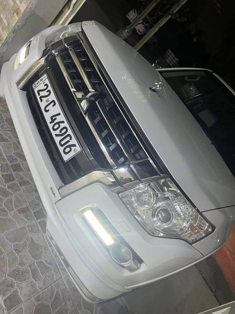 باجيرو ٢٠١٧ . محرك ٣٥٠٠ . ماشي:١٧٠الاف. فول مواصفات كلش نظيف . مابيها صبغ. صعر :٢١٠و بيها مجال بسيط 
رقم صاحب سیارە/

***********
***********
*********** أربيل, العراق
