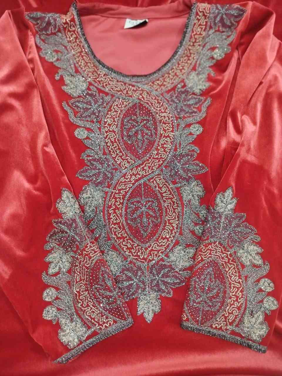 كراسي قه ديفه ى ئافره تان بو فروشتن 
نرخي دانه ي 12 هه زار دينار 
قياسات هه ردووكي L به رده سته 
ناونيشان كه لار ئاواره كان نزيك مكتب ئامانج 
كه ياندن هه يه 
نرخي كه ياندن 3 هه زار دينار 
***********
