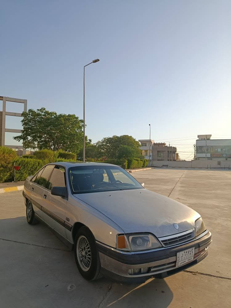 Opel omega 1992
محرك 20 گير عادي 
سعر 43  بيها مجال 
***********
*********** كركوك, العراق
