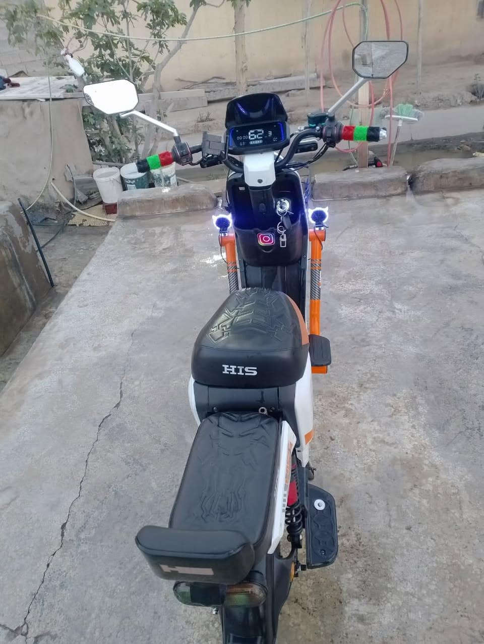 سلام عليكم شباب دراجه شحن للبيع موديل 2025 السعر 500 او بي مجال للطيبين مكاني ديالئ الخالص التحويله مامتواجد خاص او هاذه رقمي ***********
