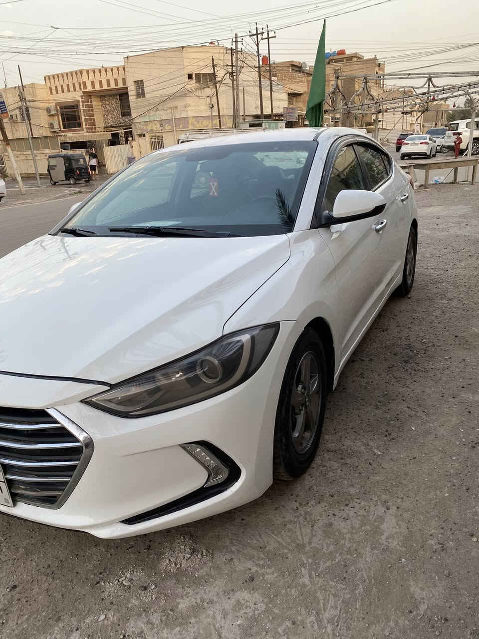 سلام عليكم النترا موديل 2017 أمريكي حادثها دعاميه خلفيه فقط وهنا صار بيها صبغات بدون معجون السونار كدامكم رقم اربيل بأسم شركه السياره بصمه محرك 1800 السعر 115 وبيها مجال قليل عنوان بغداد المشتل ***********
