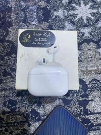 ابل اصلي • الجيل الخامس • عزل صوت