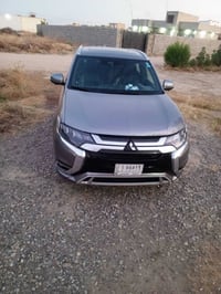 اوتلاندر • ٢٠٢٢ • بدون ضرر