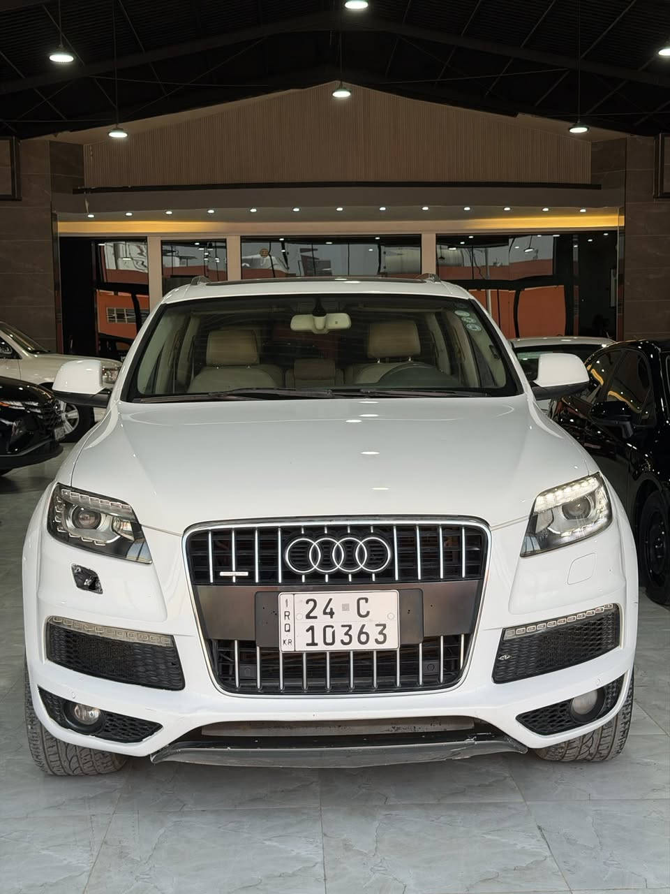 للبيع Audi Q7 موديل 2013
* السيارة فول مواصفات.
* حالة ممتازة (واحد على واحد).
* بدون صبغ.
* السعر: 120 ورقة فقط.

للاستفسار والاتصال:
📞 ***********

📍 العنوان: معارض الموصل الحديثة

