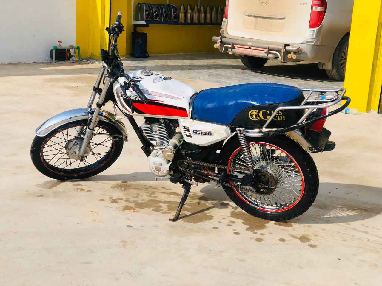 سافين موديل 20 خمسة كير 
لا صرف ولا بخار ولا ينكط دهن نشاط نار 
كهربائيات شغالة لايت وبك لايت 
السعر (250 )العنوان الشركاط الساحل الأيسر اسديرة وسطى *********** بي واتساب
