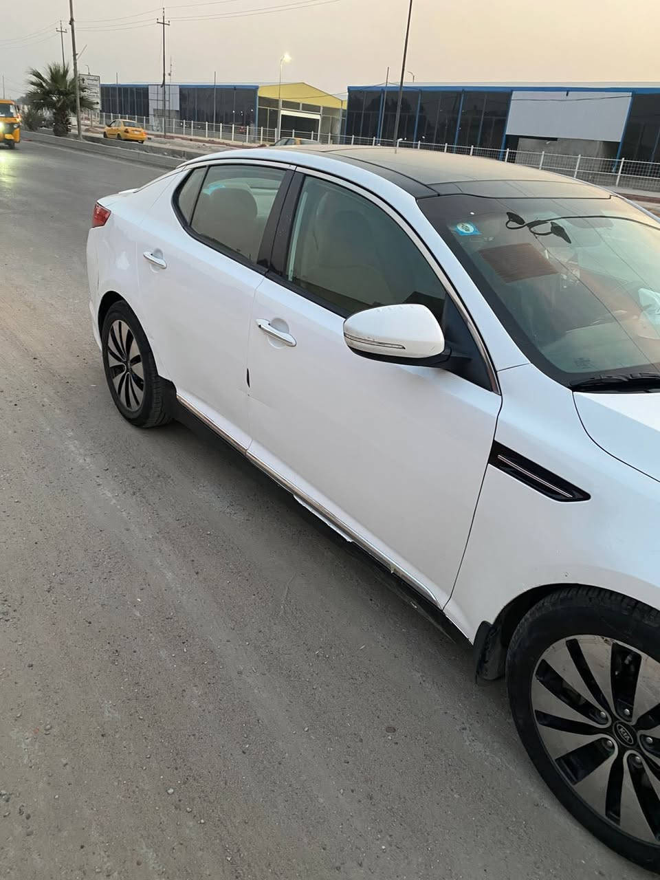 السلام عليكم للبيع كيا أوبتما خليجي موديل 2011 مكينه 2400 مكفوله كفاله عامه من ضربه وصبغ السعر 130 مكانه بغداد الاستفسار على الرقم ***********
