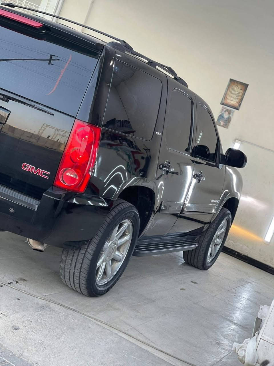 يالله ادوات ادوات ادوات جمسي بتراSLT حاوية 2009 خليجي  بدون حادث  ولا كص بدون فتح مكينة 5/300دخول جديد السياره جاهزه كل نقص ما بيها تعهد من الكص والسرقة والعشائر متومة نكليزي العنوان  البصرة سعر 95 بيهة مجال كلش قليل ***********  بدون مروس
