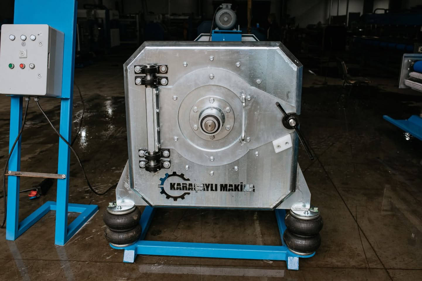 يوجد لدينا جميع ماكينات غسيل السجاد باسعار منافسه وجودة عالية اذا كنت تبحث عن عصارة توفر لك الوقت والجهد والمال ماعليك الى التواصل معنا عبر الواتساب للطلب او الاستفسارر
+90 534 450 8339


**إذا كنت صاحب هذا الإعلان وتريد حذفه لأي سبب، رجاءا أرسل رسالة إلى الدعم الفني**