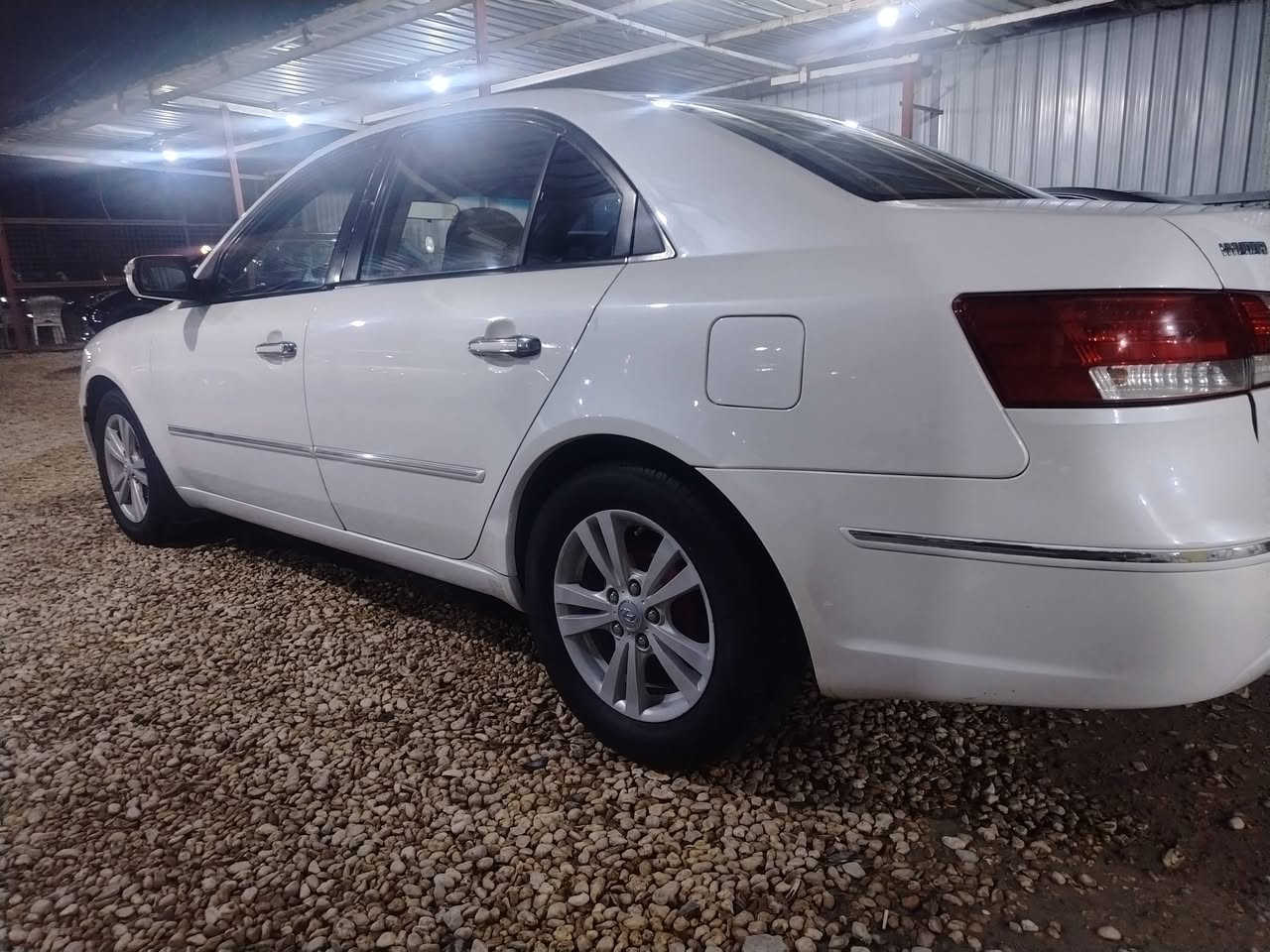 السلام عليكم
للبيع سوناتا ٢٠١١ خليجي رقم بغداد دولي

فول مواصفات

محرك ٢٤٠٠ جديد 5كير حداديه تخم تاير كهربائيات جاهزه للخير

تبريد ثلج

ماشيه ٢٠٧ حقيقي

بيه مكانات صبغ ابيع احزام بدون دواخل او تبديل

السعر ١١٩ مجال بسيط للشراي

العنوان بابل محاويل ***********
