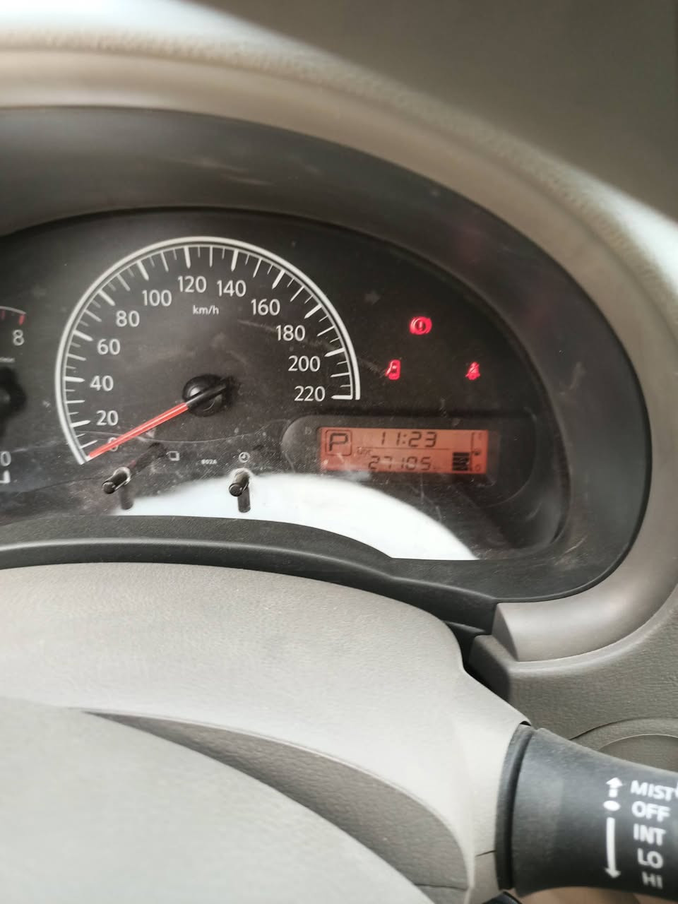 السلام عليكم سياره سني مصري موديل 25 رقم اربيل تحويل أو وكاله بيها ضربه ومعدله على البارد ماشيه 27  سعرها 110 بيها مجال 
مكانها بغداد الكرخ 
للاستفسار الاتصال على الرقم التالي ***********
