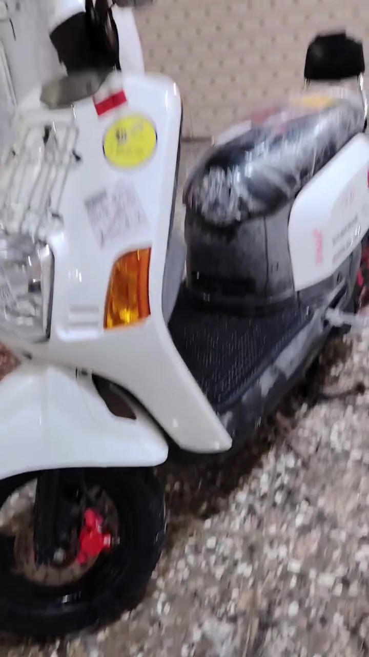 سلام عليكم دراجه بوليس لبيع كفاله عامه كهربائي كله شغاله دراجه نكره سلف المكينه برغي مامفتوح بيه اجيبلك ميت فيتر وتعال لاستفسار ***********

