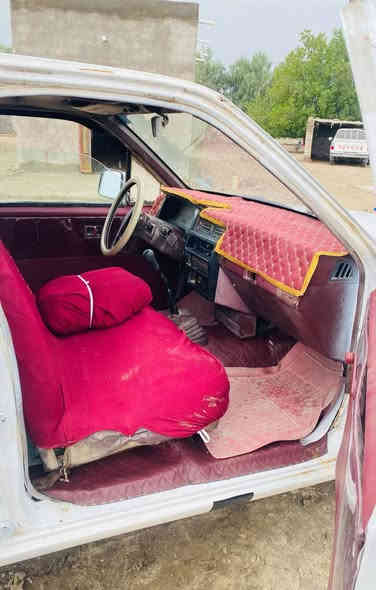 سلام عليكم للبيع نيسان 95رقم ذيقار مشروع وطني شرط تحويل سنويه جديده 2029 كير محرك وكسن شاصي لشرط سياره حلوه بلاده ماعده رشات صبق بلحزام فقط سياره نضيفه مالت جناي جاهزه من كلشي ترايك وين ماتريد سعر 37وبيه مجال ***********مكان سماوه الخضر
