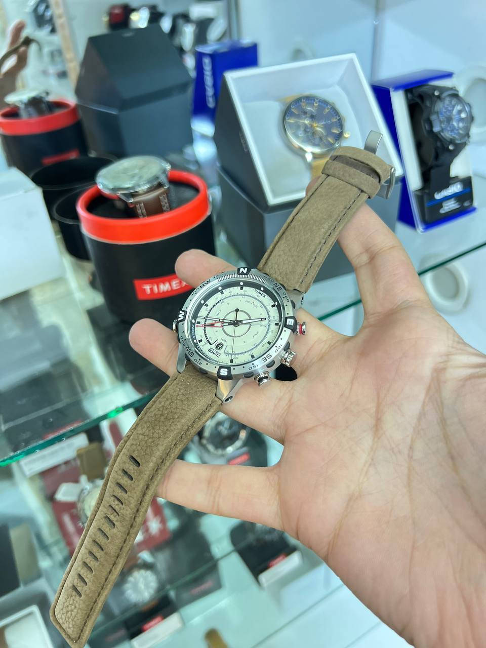 تايمكس انتلجنت
بحالة الجديد / ضمان 6 اشهر
قطر الساعة 45 / سير جلد شامواه
للاستفسار *********** واتساب
العنوان / م الصدر - شارع الداخل ق12
تليكرام - https://t.me/OscarForWatches
#اوسكار #الاصلي_والمضمون_فقط
