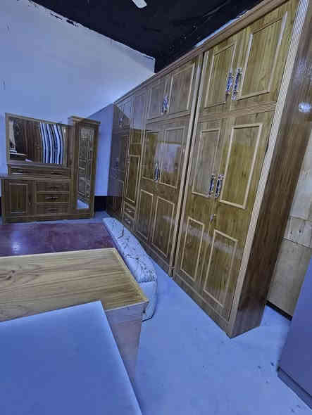 وصول بضاعة جديد لمعرض الشاهين النمرود قرية الخرطه قرب نصب الشهداء اقصاد مريح ونقد واكتروني ***********
