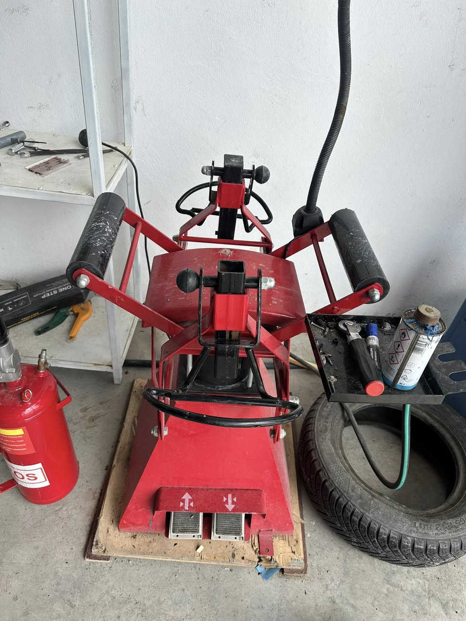 السلام عليكم غراض بنجر مع العده كامل
للبيع مال تعزيله 
ملاحضه البيع شلعه رحمه للواديكم لا احد يتصل ع قطعه واحده 
ابيع شلعه ما مستخدات شهر 

المكان ديالى بعقوبه الصناعه الثالثه 
السعرخاص 
للتواصل 
***********
