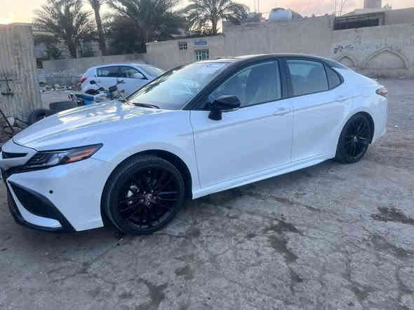 كامري امريكي موديل 2023 
مواصفاتهه اعلى مواصفات بلكامري حته اربع كامره داخل احمر كشنات حار بارد كراسي كهرباء رادار امامي داتاشو بانوراما
مواصفات متخلص مكينه اربعه سلندر 2.5
السياره مال بيت مناقصهه اي شي 
تخم تاير جديد قبل شهر مابيهه اي مصرف 
بأسمي ورقم جديد ماشيه 40mi 
حادثهه موضح بلصور فقط خشم البنيد 
بدون دواخل الدواخل مكفوله فقط البنيد
للبيع بدون مراوس للأستفسار ‭0772 289 6250‬
السعر 22500
المكان الغزاليه
