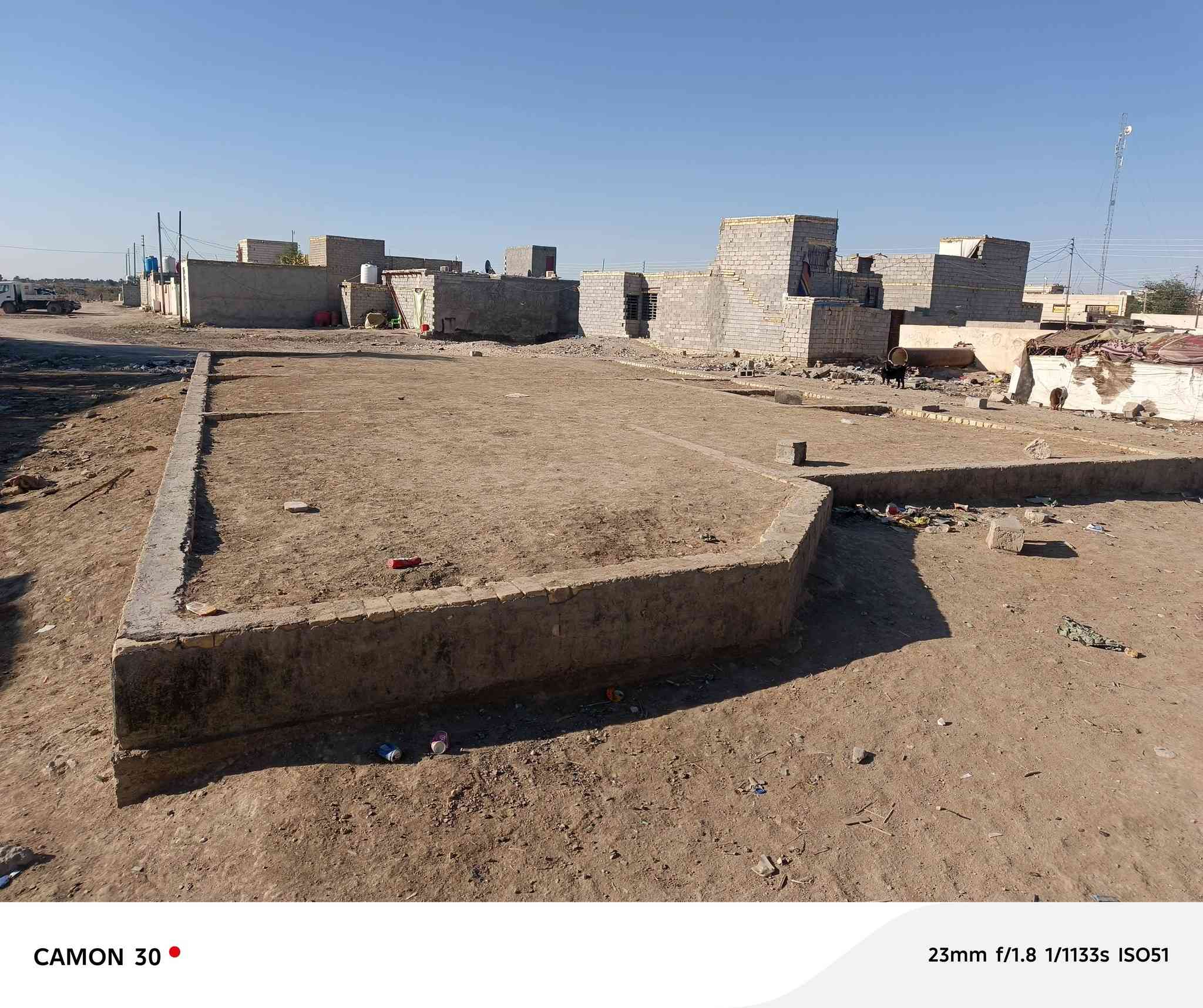 السلام عليكم بتلو زراعي للبيع ناحيه الفظليه المساحه 200 متر الموقع نهايت شارع المحطه خلف المولد مباشرتن السعر المطلوب جدآ جدآ مناسب للستفسار *********** نستقبل كافت العروض داخل الفظليه وطرافها ❤️
