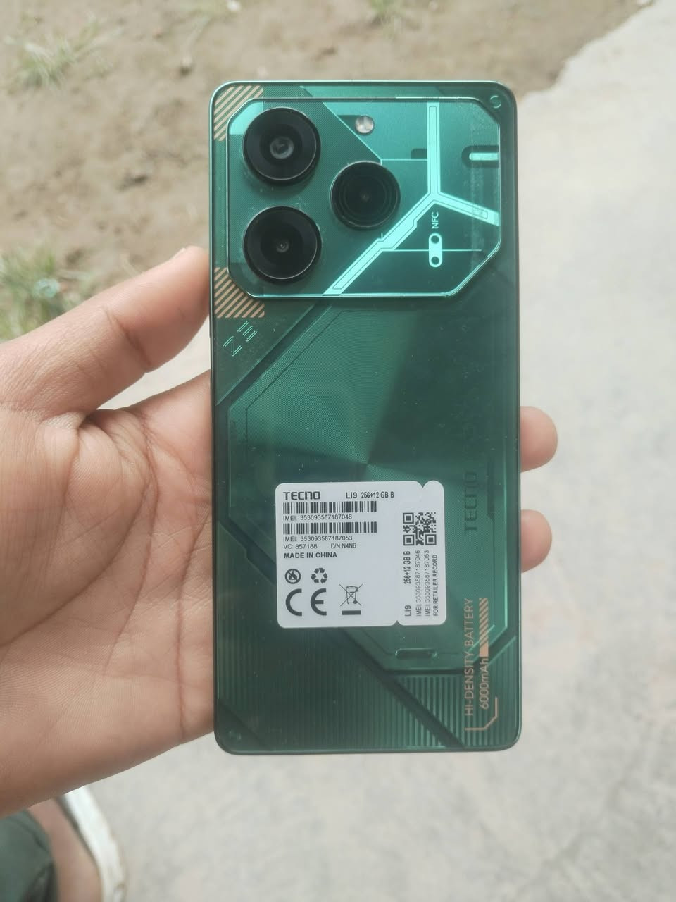 السلام عليكم للبيع او مراوس تكنو
بوفا 6برو ذاكره 256الجهاز مكفول كفاله عامه وغراضه كله كامله كارتون شاحنه كله كامل مكمل مكفول وشخط مامشخوط رقمي *********** وبي واتساب
