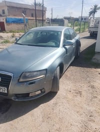 اودي موديل 2011رقم سلمانيه مكان سيارة بغداد المحموديه 07800093703