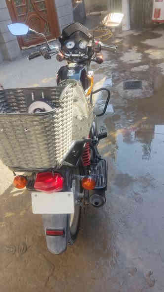 دراجه tvs للبيع موديل 2020
السعر 800 الف وبيه مجال 
لشراي يراسلني على رقم 0781 052 5451
