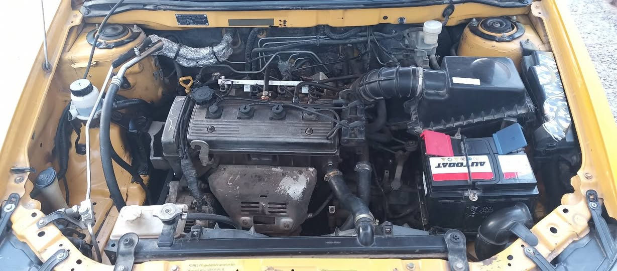 سلام عليكم 
ليفان 2013
رقم كركوك مشروع 
شرط التحويل 
كير و محرك بالشرط 
85% صدر
تبريد تدفئه شغال 
كهربائيات كلها شغال 
سياره كدام العين 

سعره 50 وبي مجال 

عنوان ..كركوك حي واسطي 

تواصل ***********
