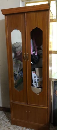 غرفه نوم صاج اخشاب مستعمله للبيع لغرض السفر 07705725615للتواصل خاص